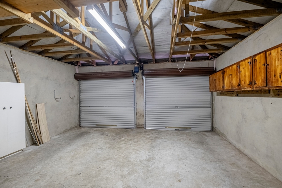 3 Bedroom Property for Sale in Summerstrand Eastern Cape
